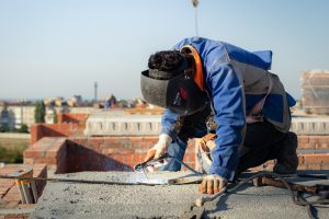 מומחה איטום גגות - כך תבחרו מומחה לאיטום גגות ברחובות שישמור על הבית יבש